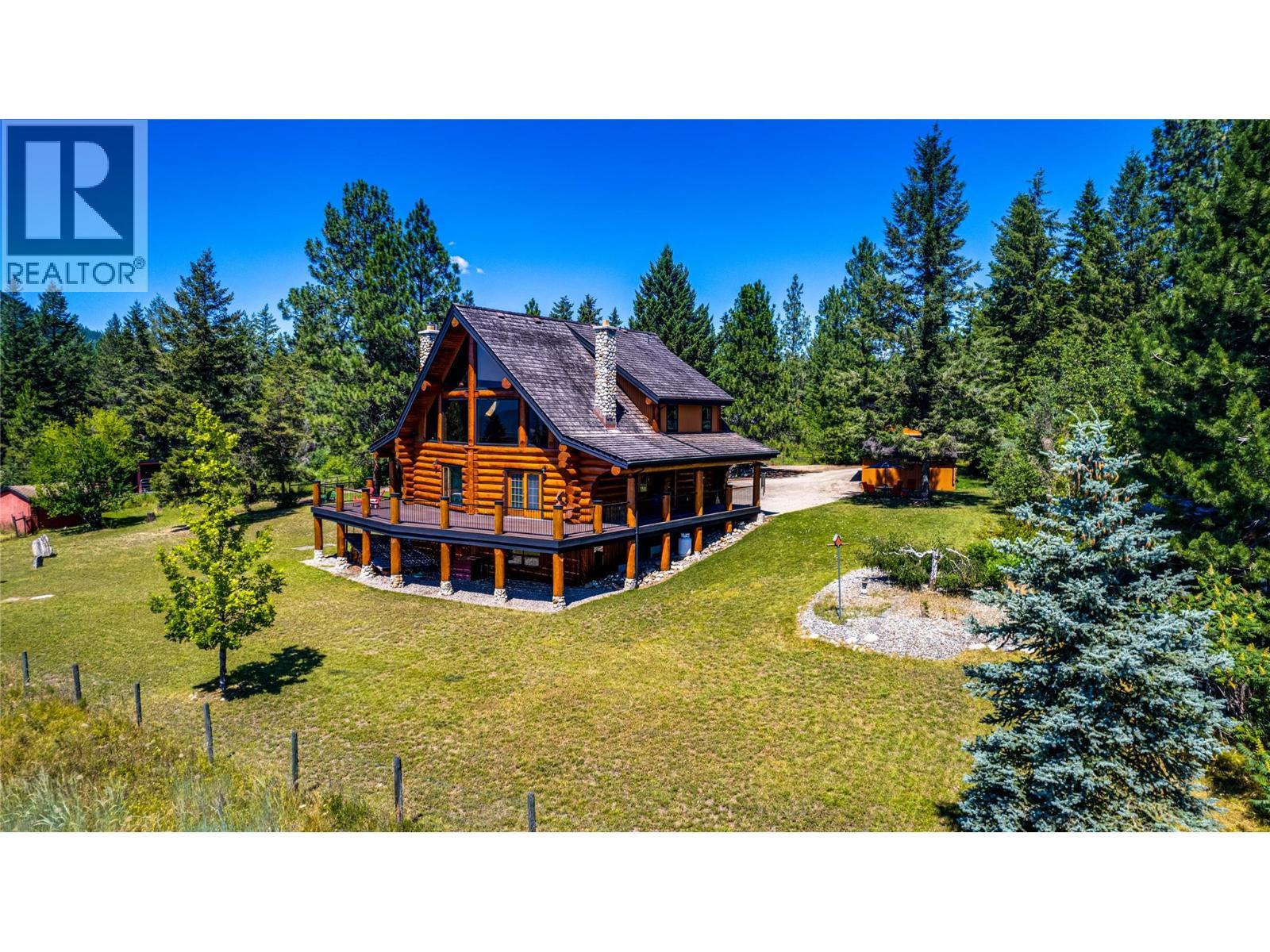 20 Valeview Road. Lumby, British Columbia