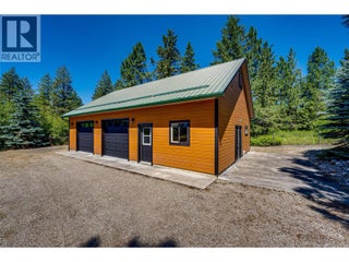 20 Valeview Road. Lumby, British Columbia