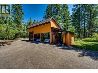 20 Valeview Road. Lumby, British Columbia