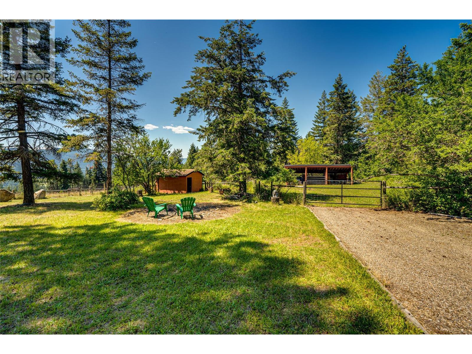 20 Valeview Road. Lumby, British Columbia