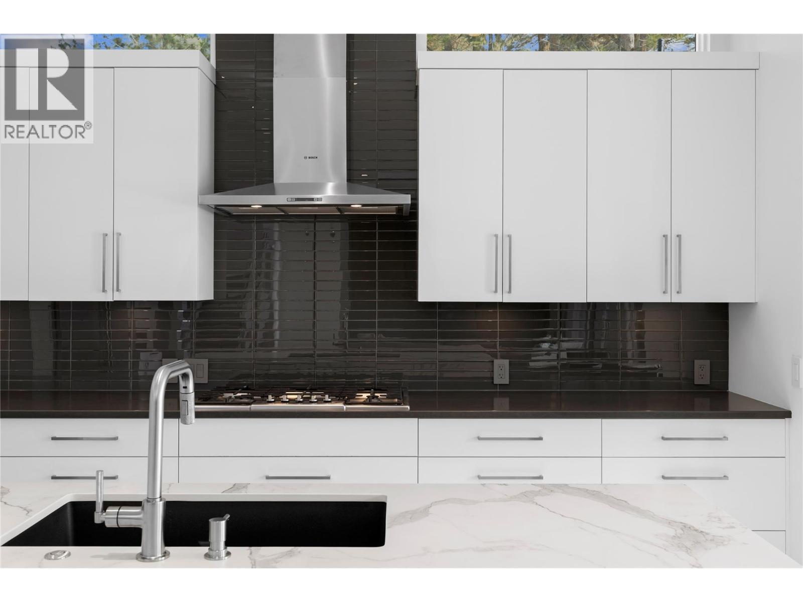 1049 Westpoint Drive. Kelowna, British Columbia