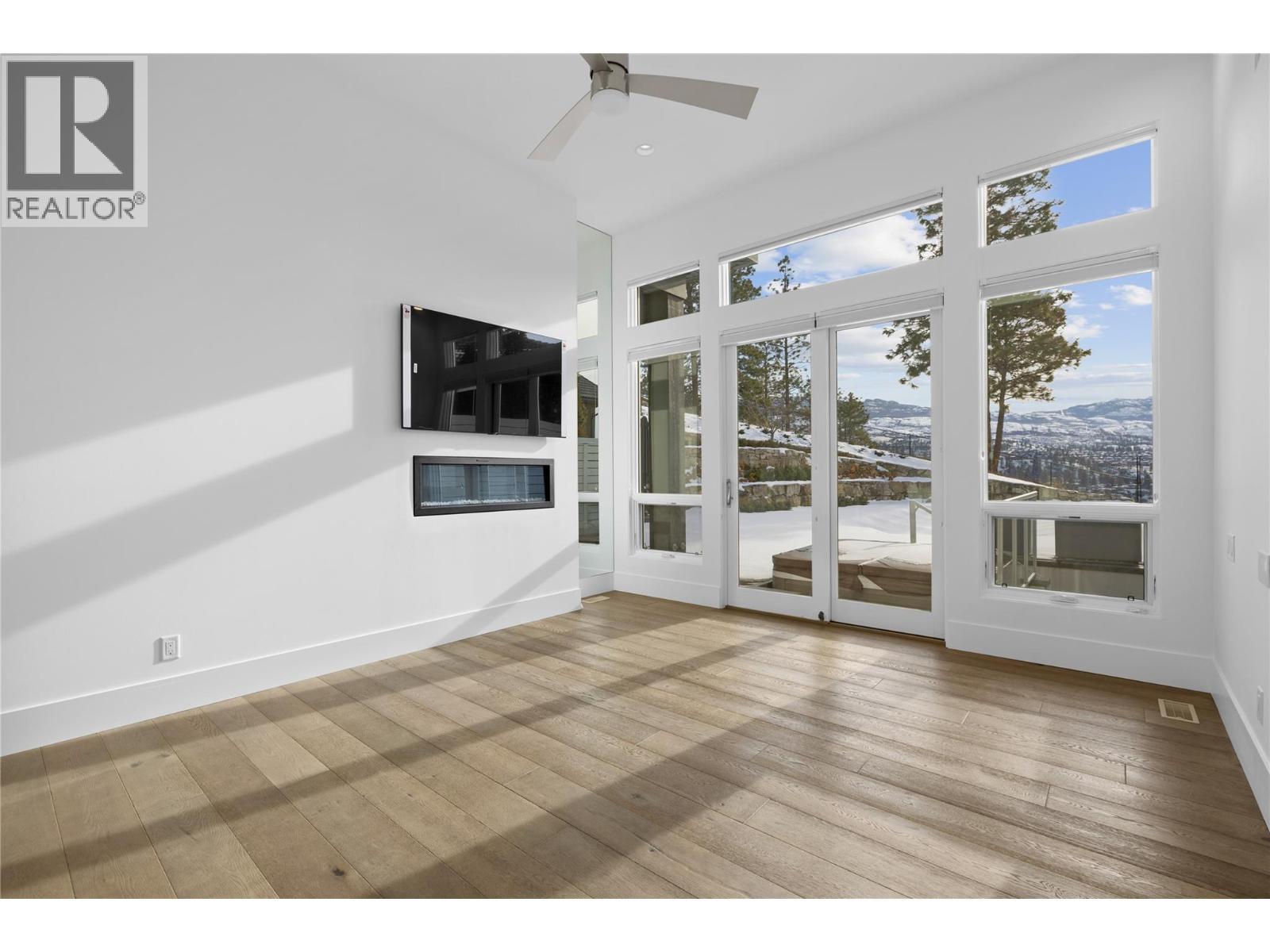 1049 Westpoint Drive. Kelowna, British Columbia
