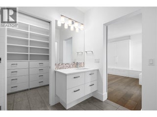 1049 Westpoint Drive. Kelowna, British Columbia