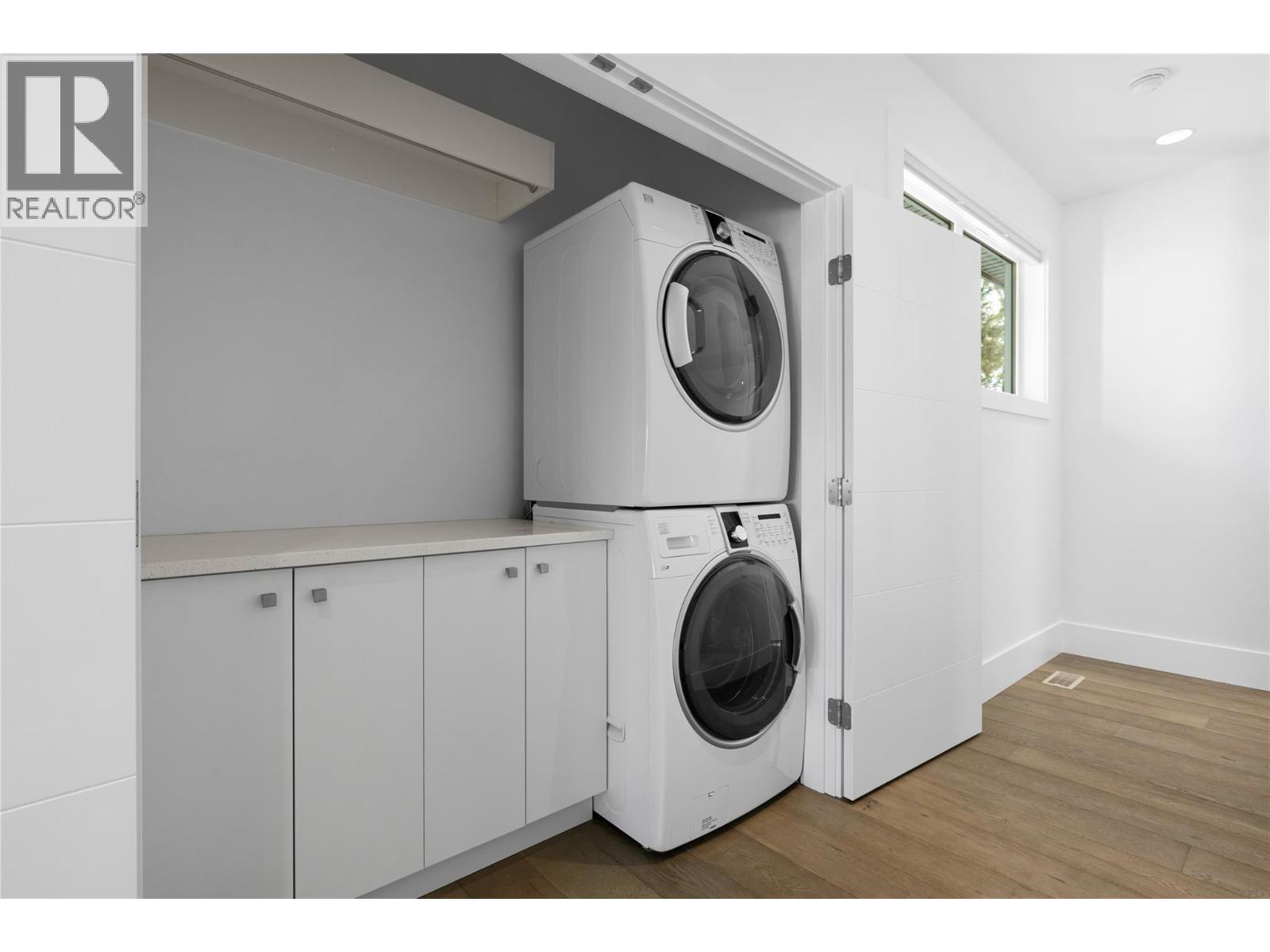 1049 Westpoint Drive. Kelowna, British Columbia