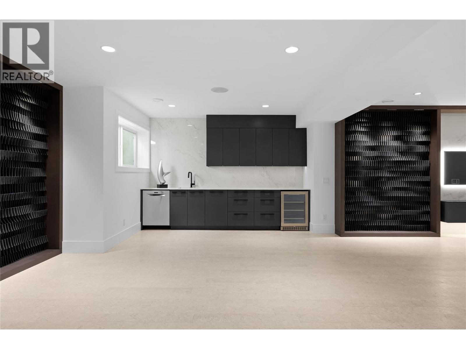 1049 Westpoint Drive. Kelowna, British Columbia