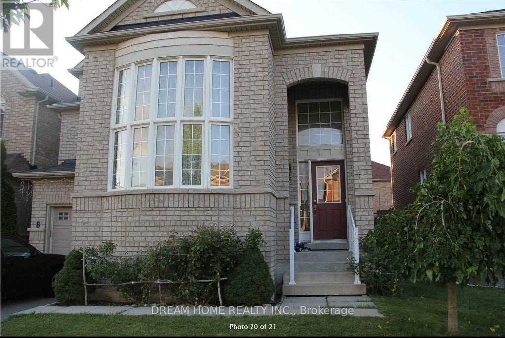 8 Mimosa Street, Markham (wismer)