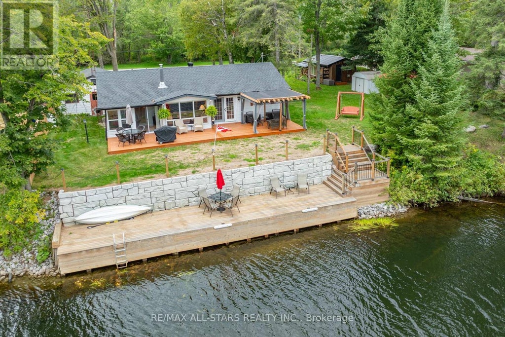 27 Cedarplank Road, Kawartha Lakes (fenelon Falls)