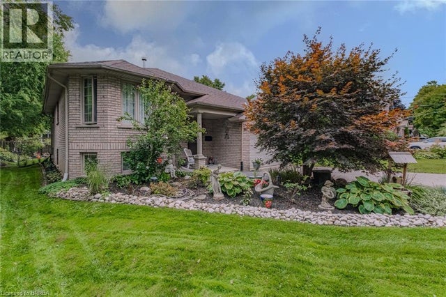 52 Amelia Street, Paris