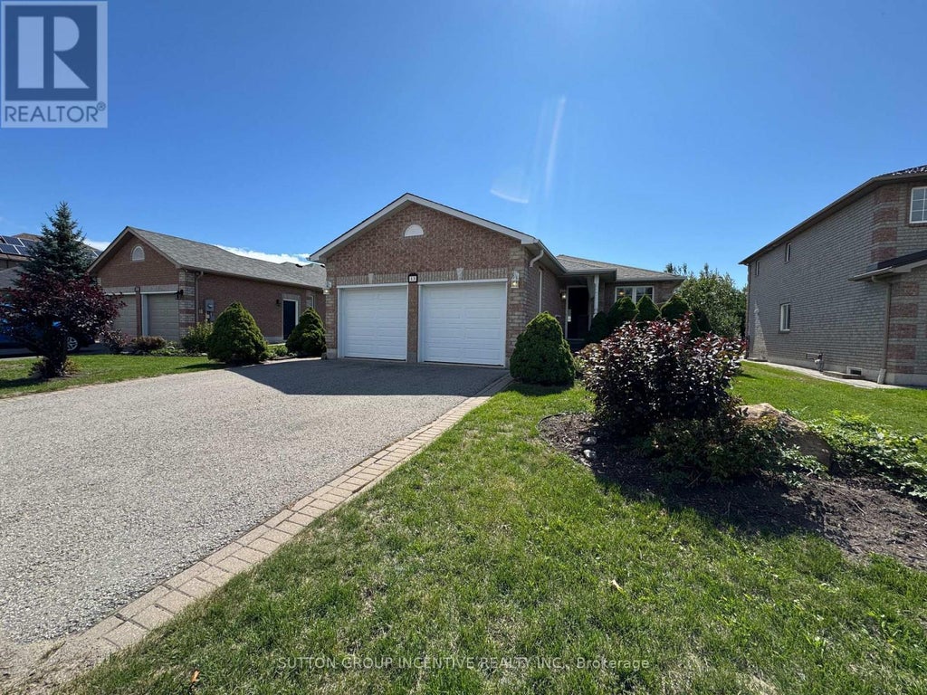 13 Commonwealth Road, Barrie (innis-Shore)