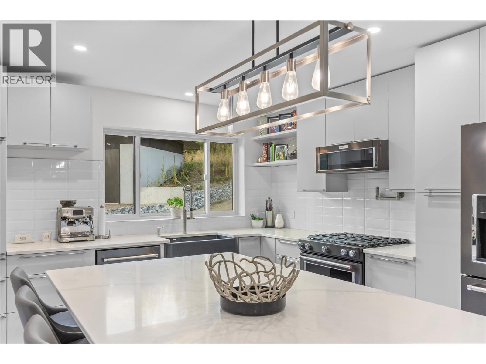 8195 Jackpine Road. Vernon, British Columbia