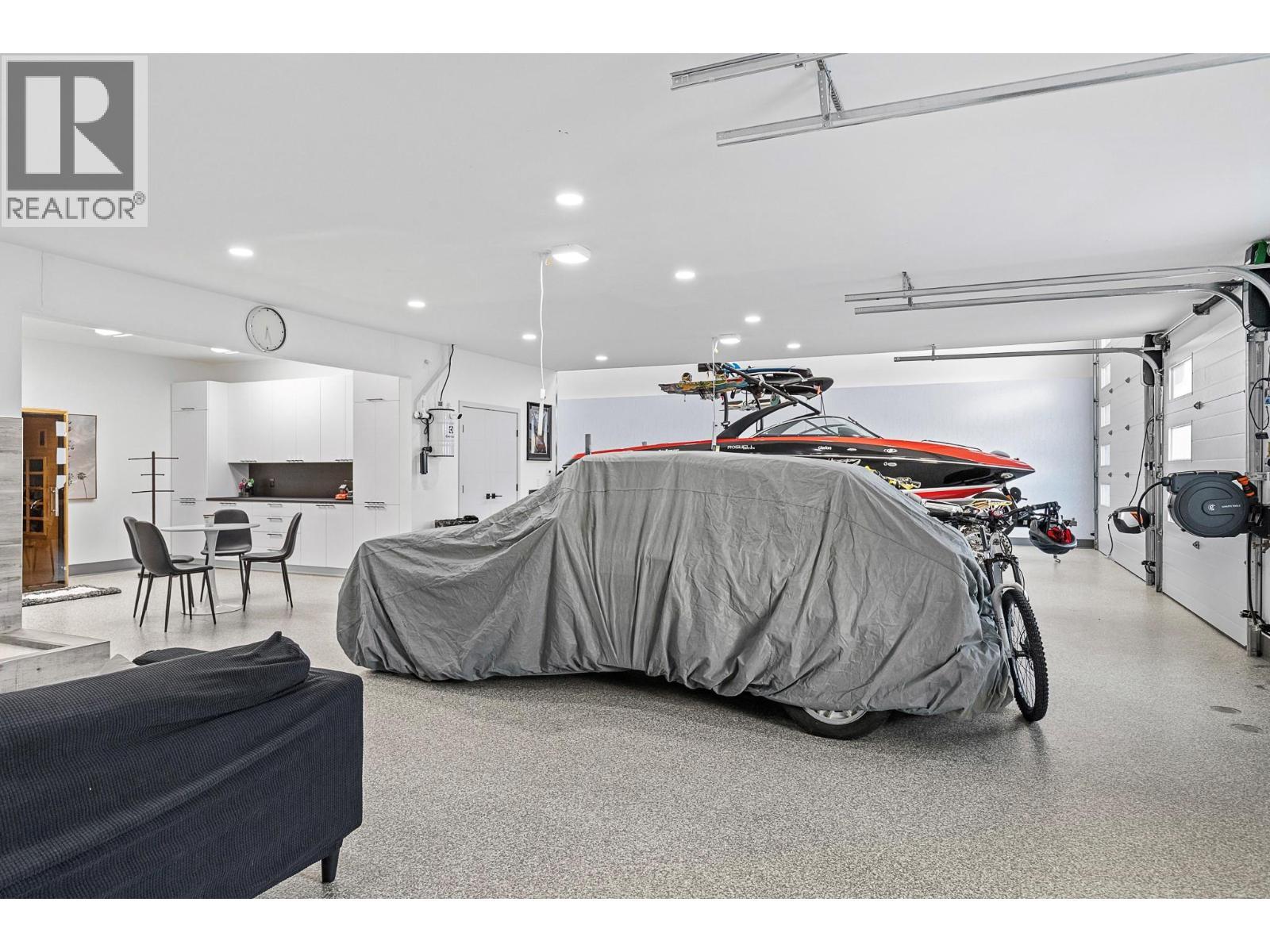 8195 Jackpine Road. Vernon, British Columbia