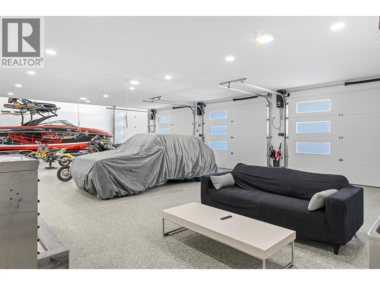 8195 Jackpine Road. Vernon, British Columbia