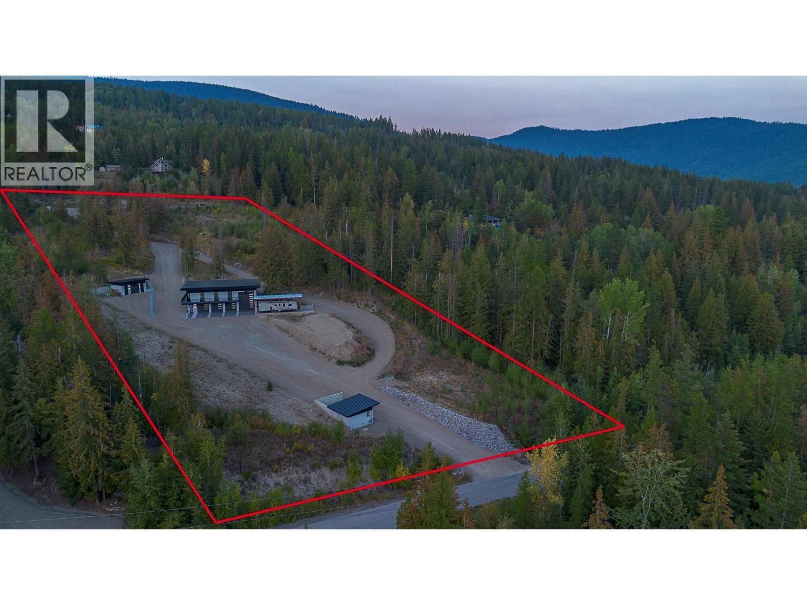 8195 Jackpine Road. Vernon, British Columbia