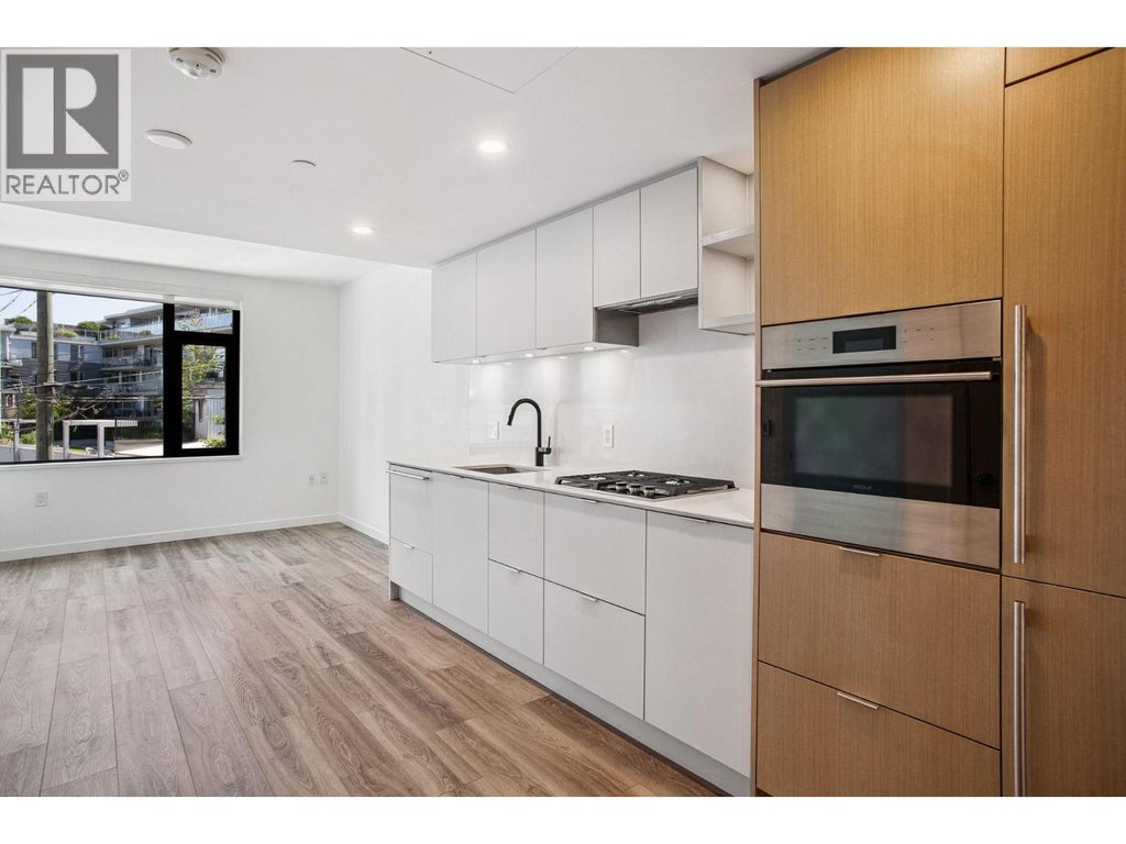 401 210 E 5th Avenue, Vancouver