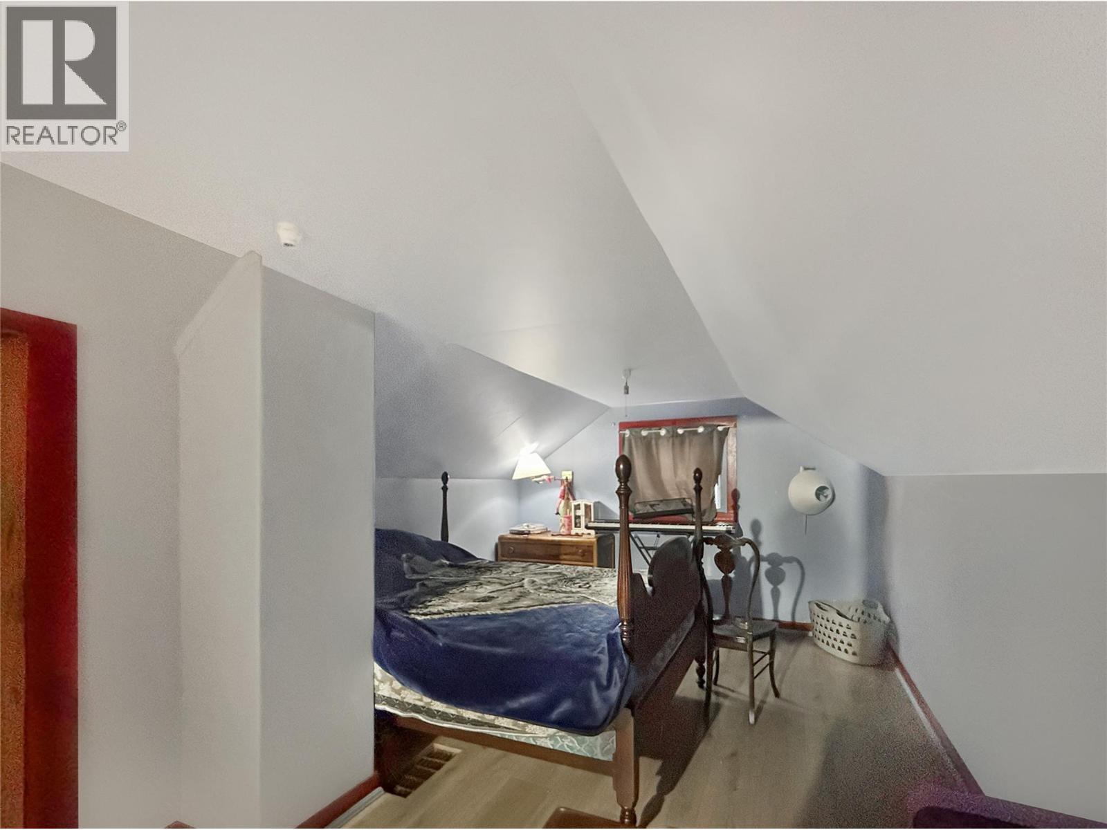 60 Angela Avenue. Princeton, British Columbia