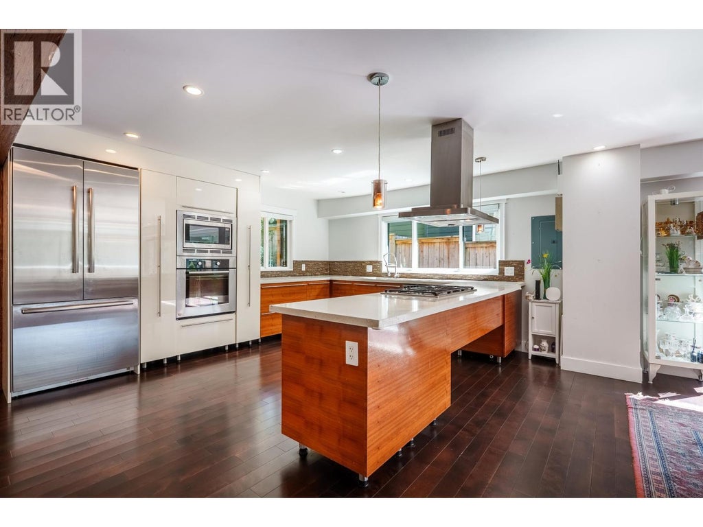 4066 Norwood Avenue, North Vancouver