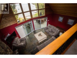 3075 Waverly Road. Sorrento, British Columbia