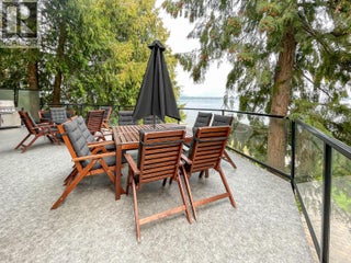 3075 Waverly Road. Sorrento, British Columbia