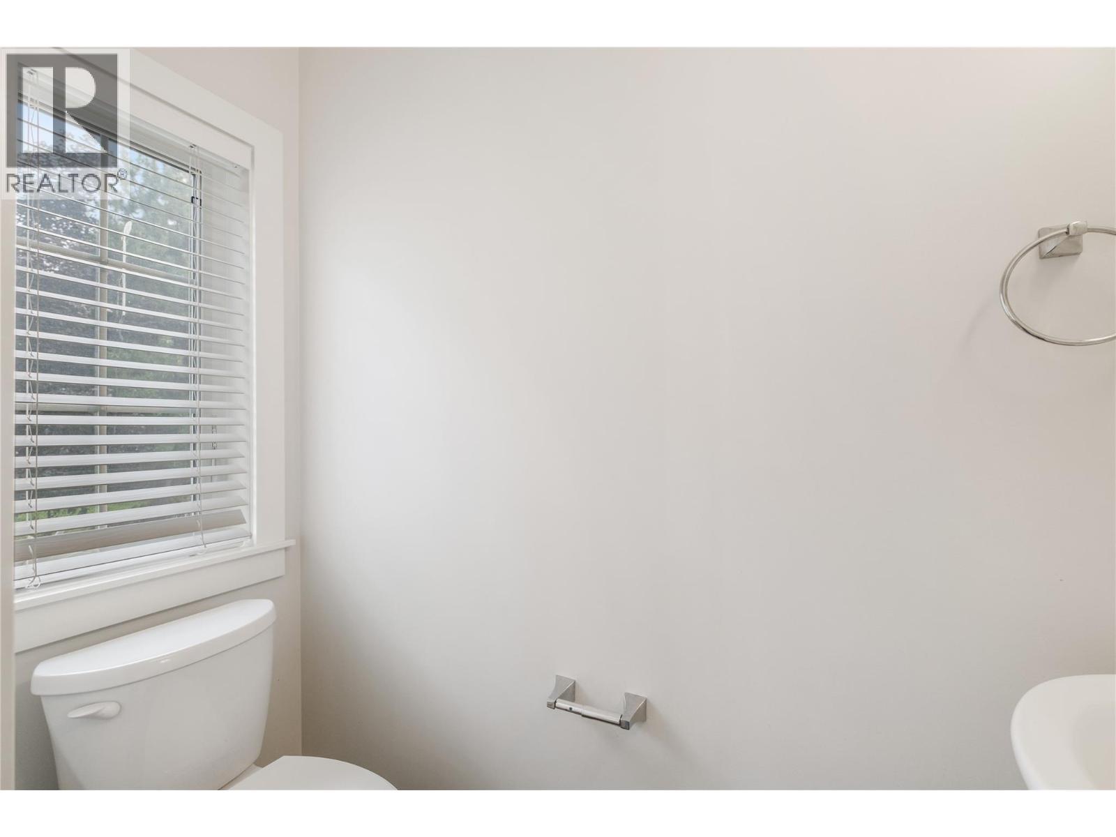 644 Lequime Road Unit# 4. Kelowna, British Columbia