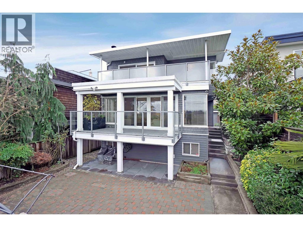 1251 Clyde Avenue, West Vancouver