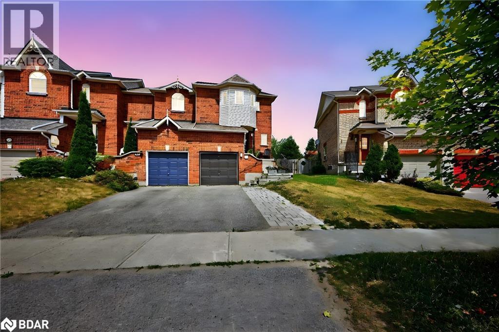 64 Gadwall Avenue, Barrie