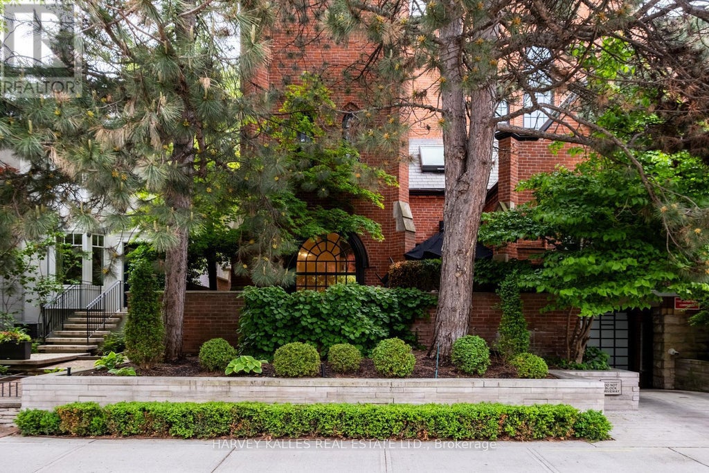 3 - 12 Macpherson Avenue, Toronto (annex)