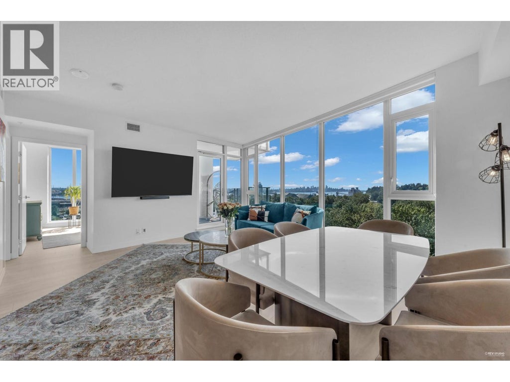 1406 1401 Hunter Street, North Vancouver