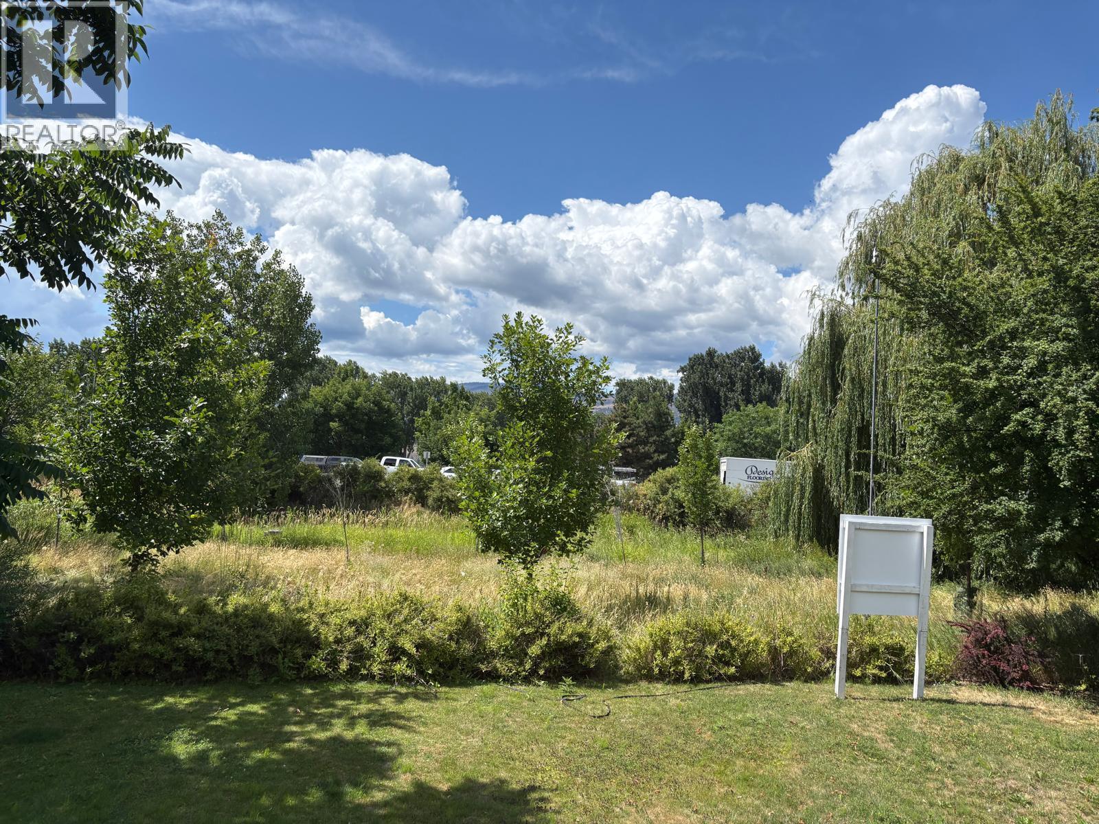 1830 Riverside Avenue. Kelowna, British Columbia