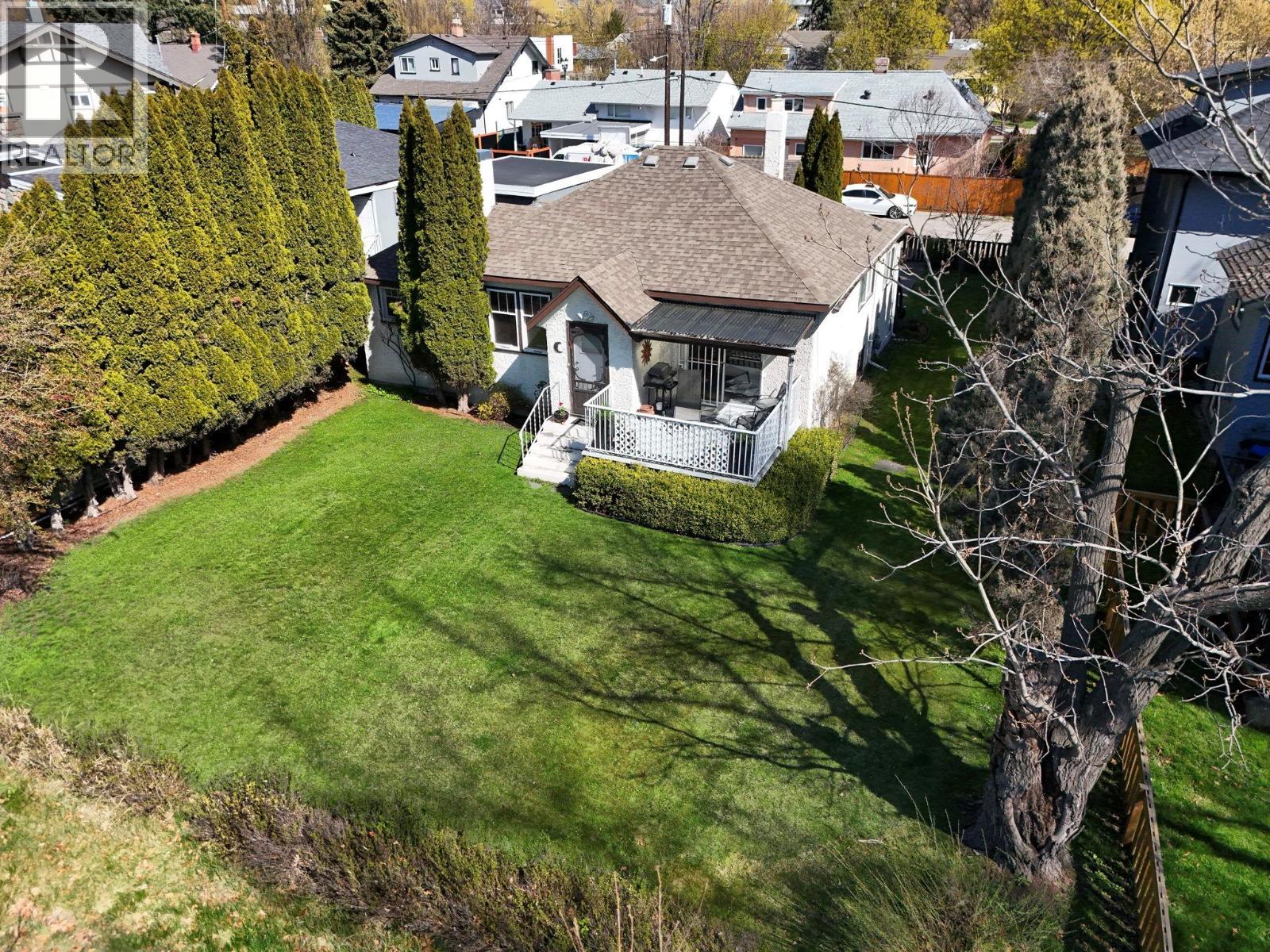 1830 Riverside Avenue. Kelowna, British Columbia