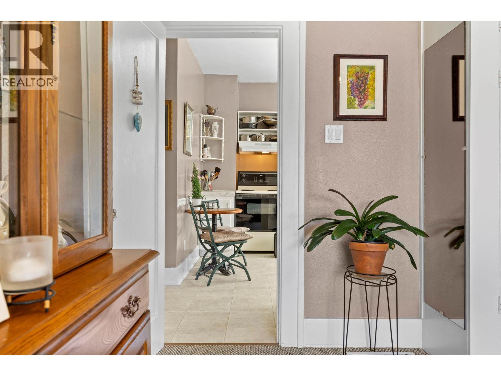 1830 Riverside Avenue. Kelowna, British Columbia