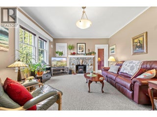 1830 Riverside Avenue. Kelowna, British Columbia