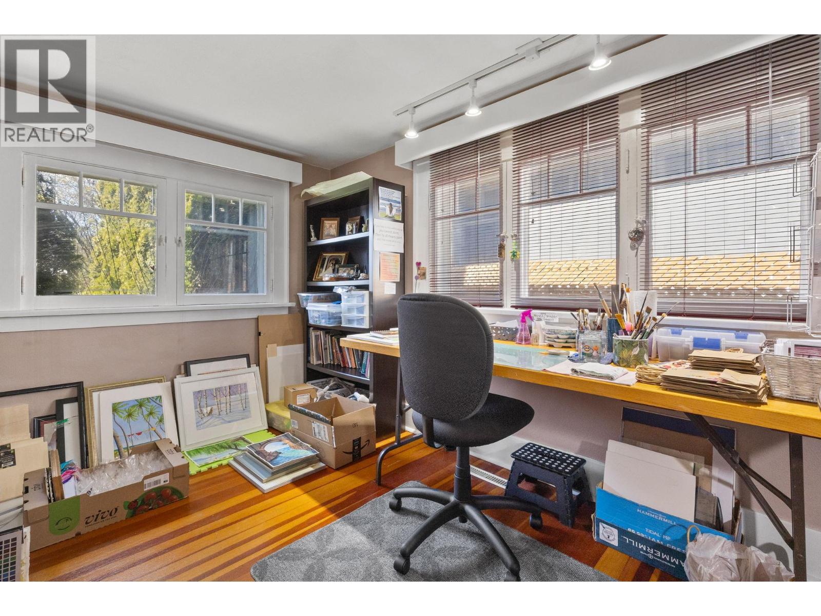 1830 Riverside Avenue. Kelowna, British Columbia