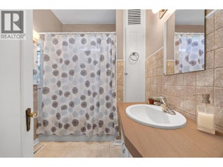 1830 Riverside Avenue. Kelowna, British Columbia