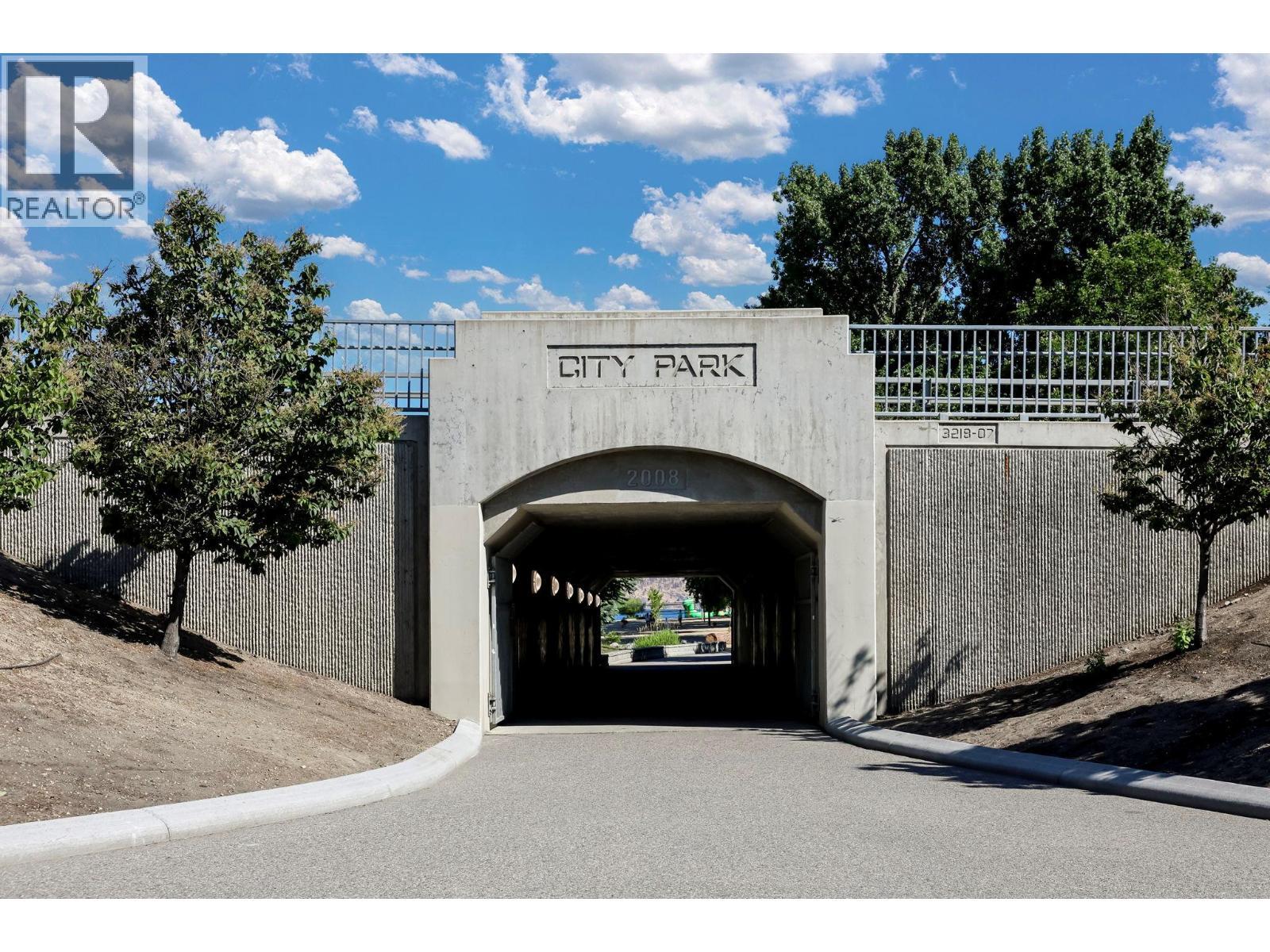 1830 Riverside Avenue. Kelowna, British Columbia