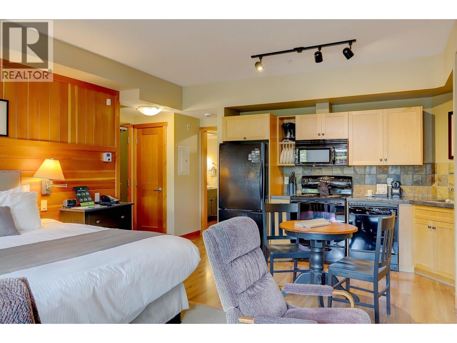 101 Village Centre Court Unit# 231. Vernon, British Columbia