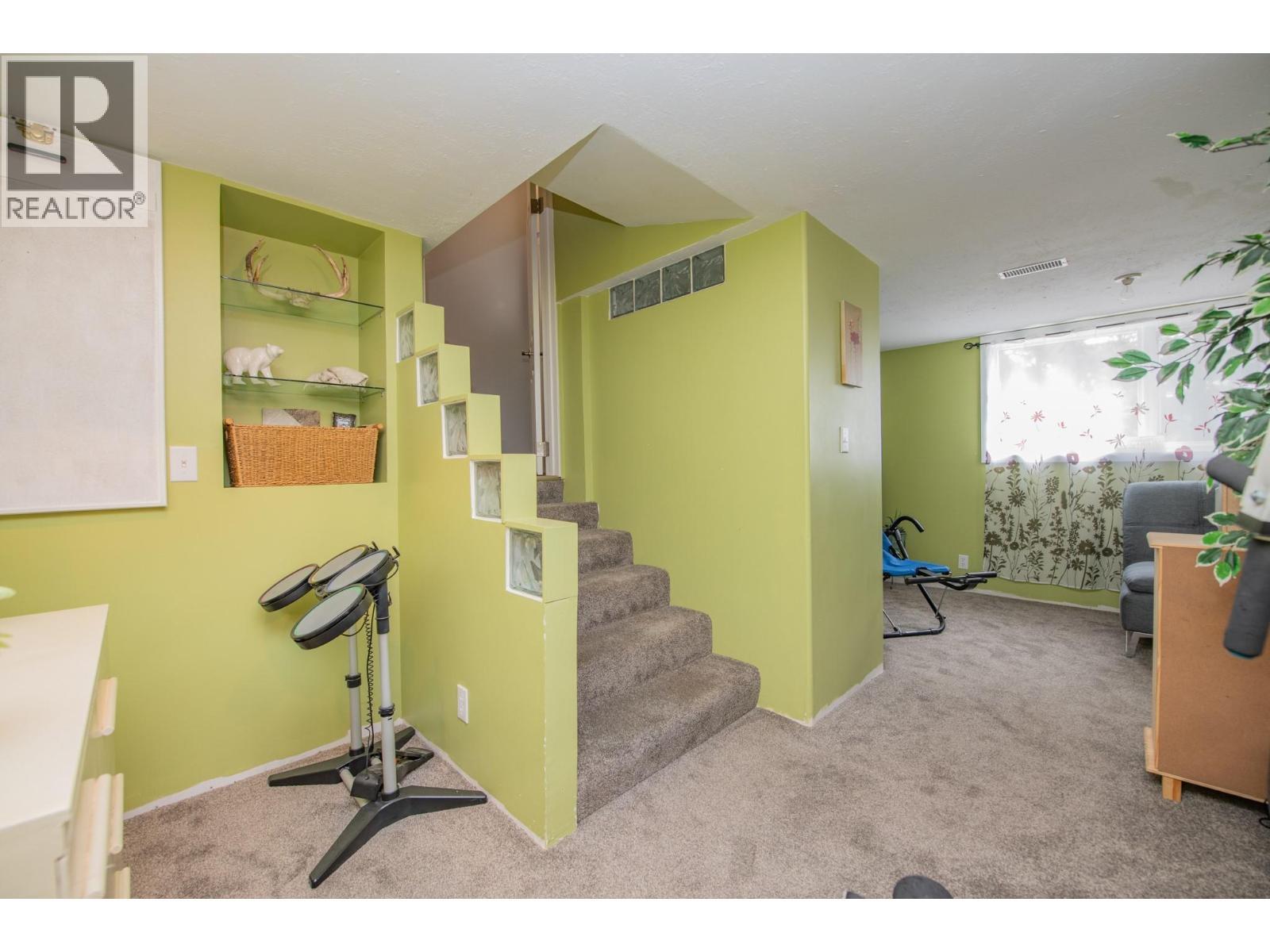 2506 Shuswap Avenue. Lumby, British Columbia