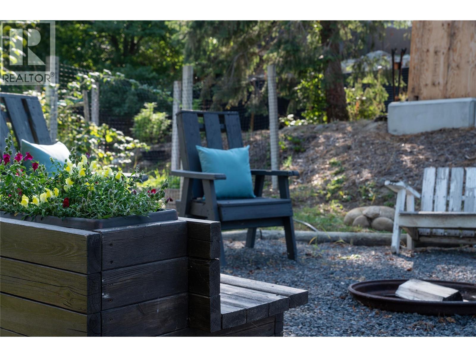 2506 Shuswap Avenue. Lumby, British Columbia