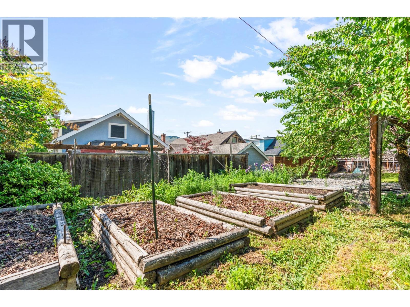 2804 25 Street. Vernon, British Columbia