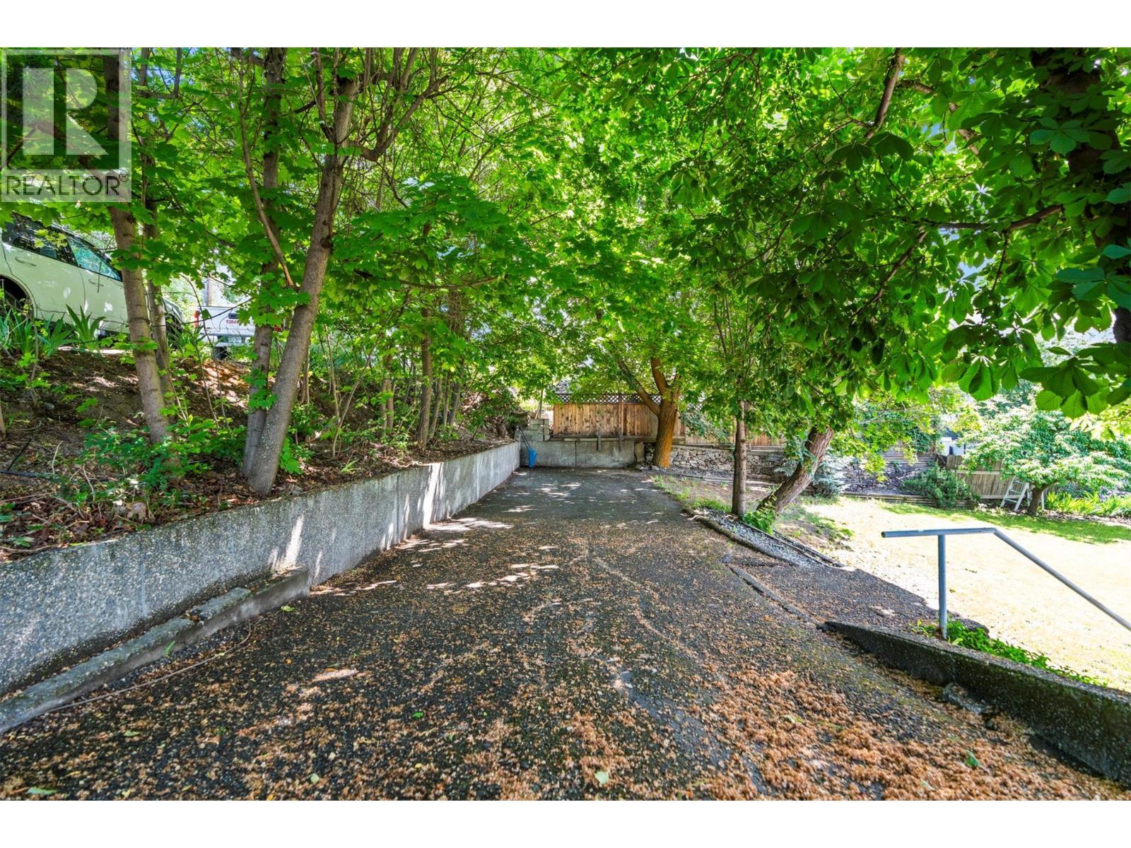 2804 25 Street. Vernon, British Columbia