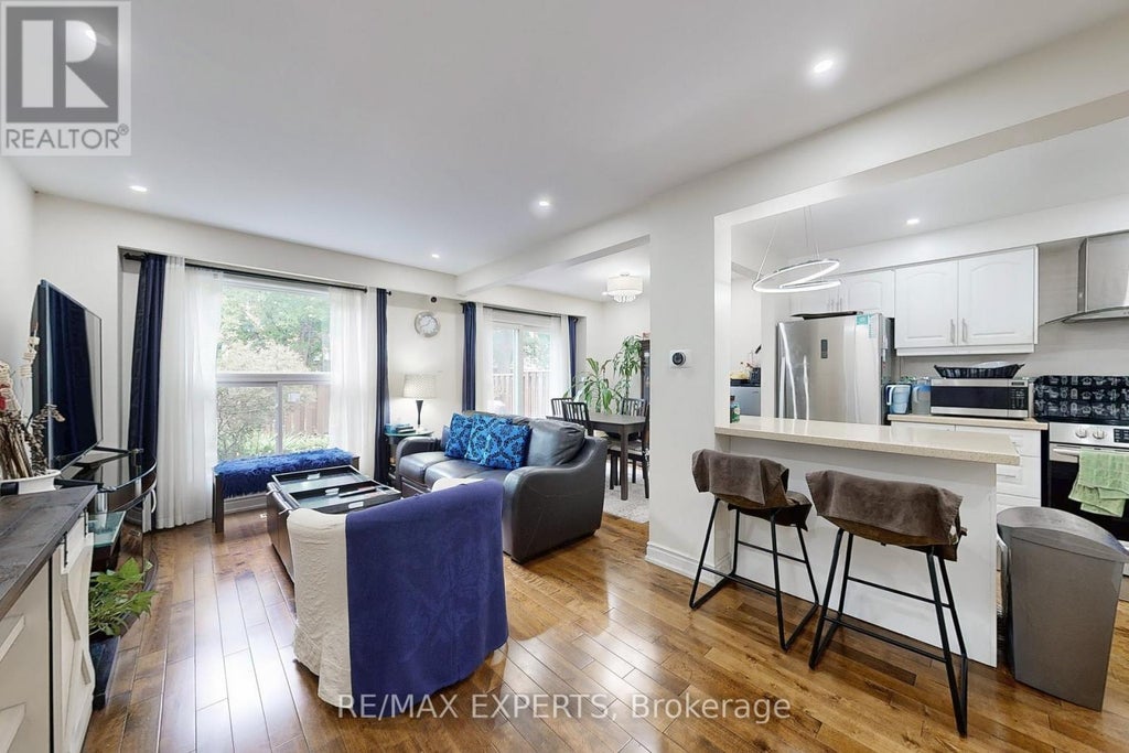 44 - 30 Dundalk Drive, Toronto (dorset Park)