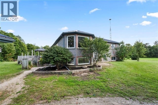 8893 School Road 7, Palmerston