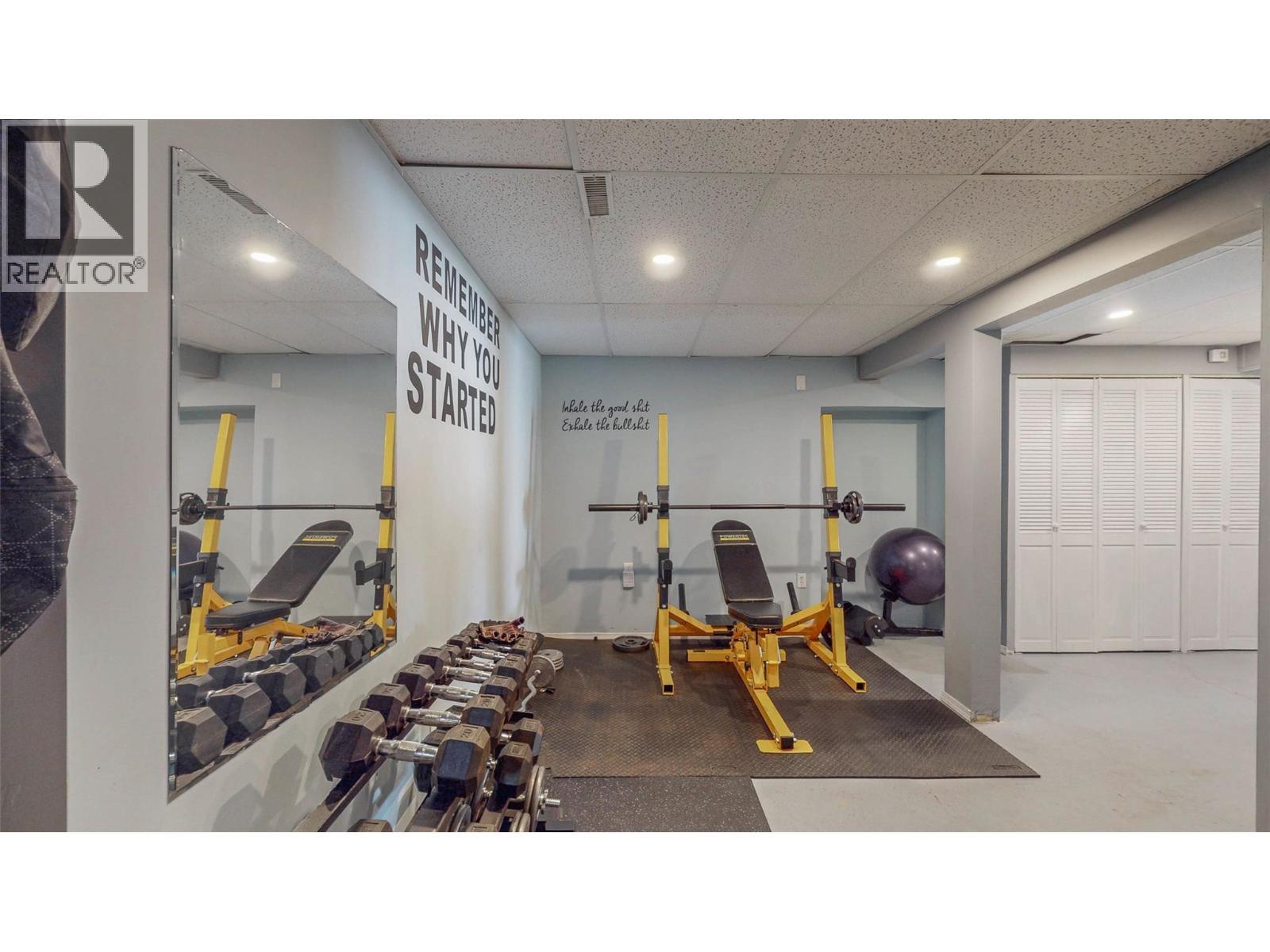 5896 Fairview Place. Oliver, British Columbia