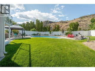 5896 Fairview Place. Oliver, British Columbia