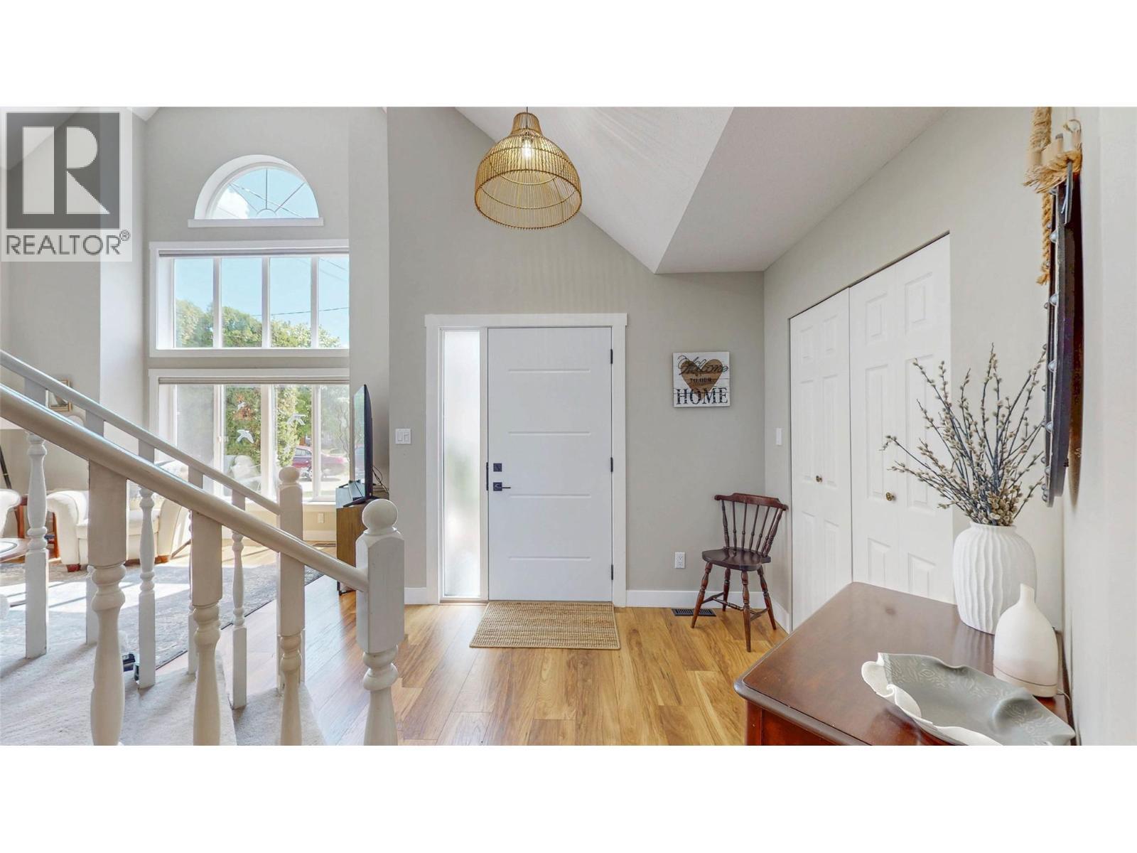 5896 Fairview Place. Oliver, British Columbia