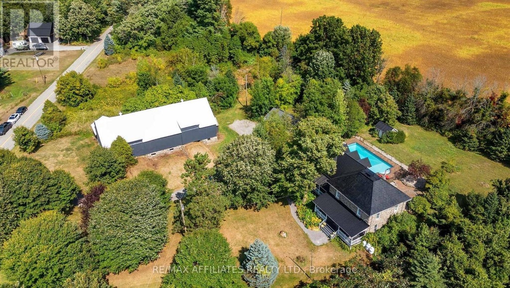 7053 Connell Road, Edwardsburgh/cardinal