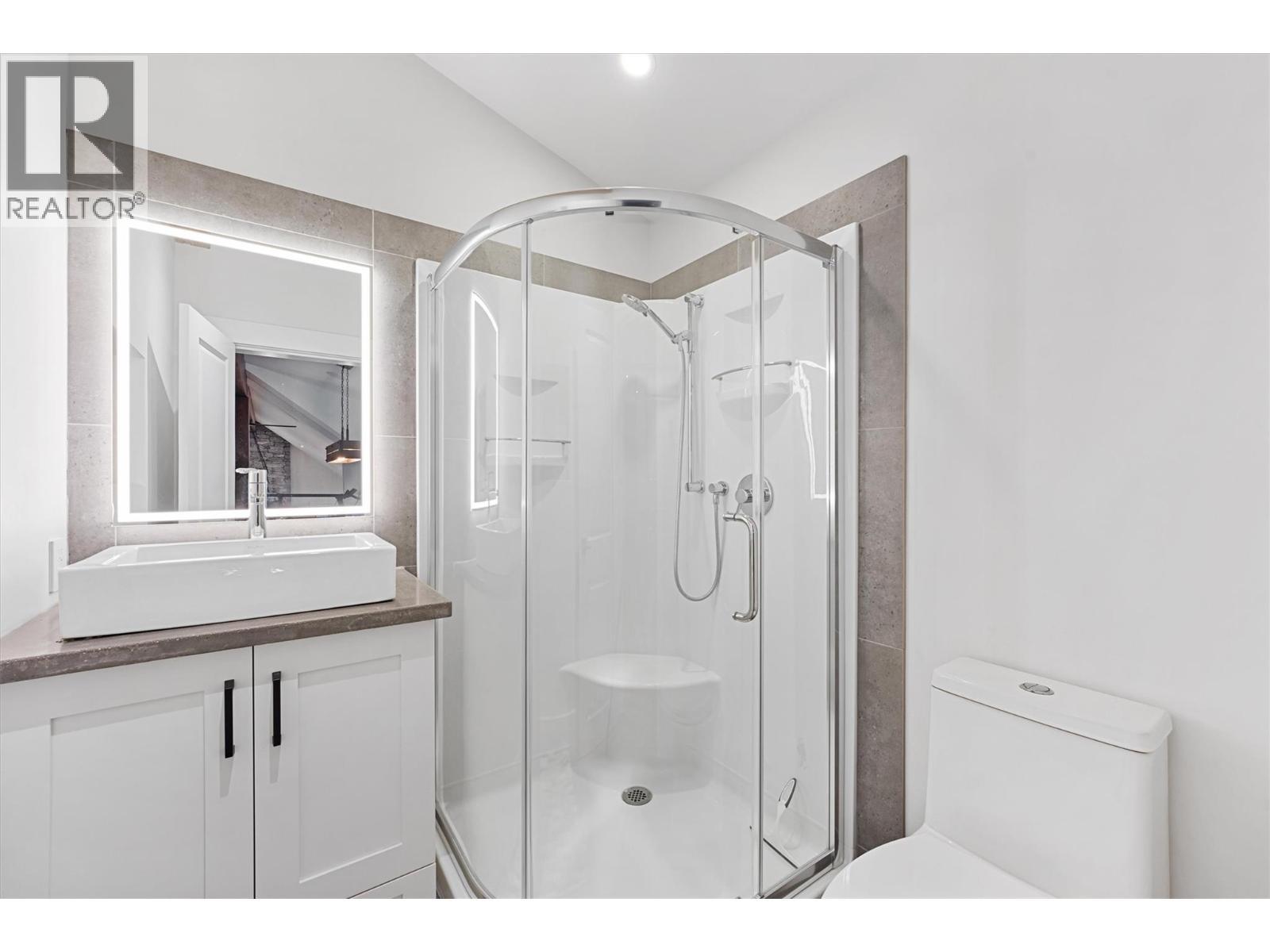 2150 Saucier Road. Kelowna, British Columbia