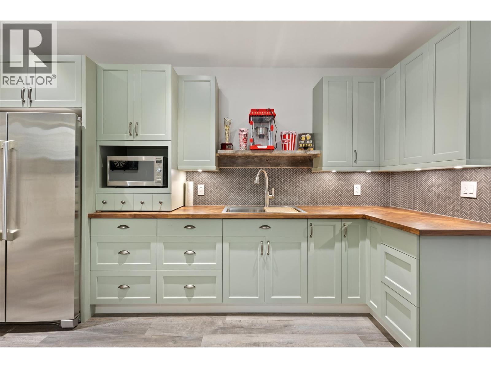 2150 Saucier Road. Kelowna, British Columbia