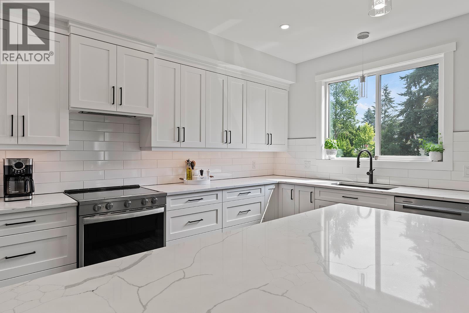 1441 20 Avenue Se Unit# 1. Salmon Arm, British Columbia