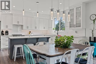 1441 20 Avenue Se Unit# 1. Salmon Arm, British Columbia