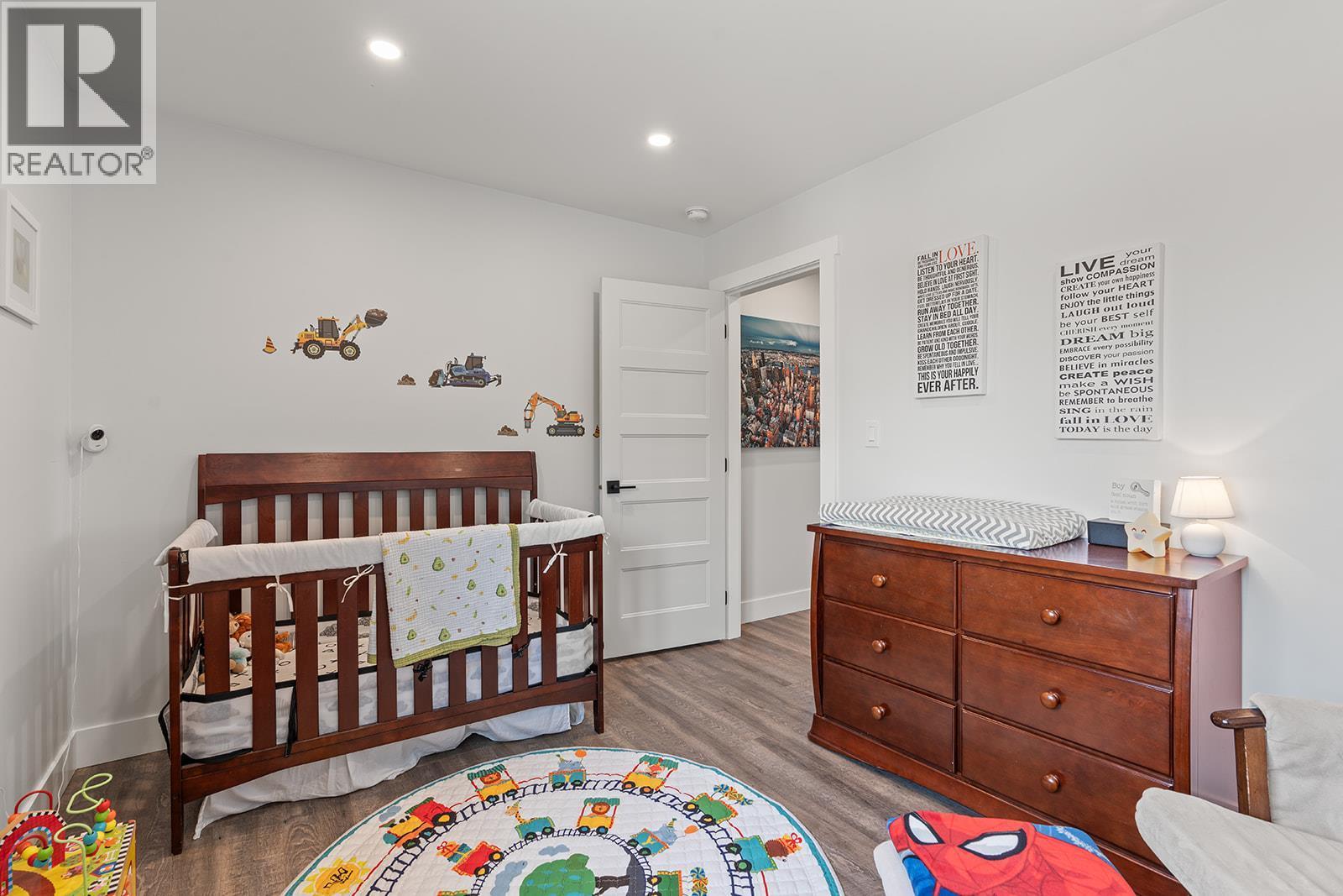 1441 20 Avenue Se Unit# 1. Salmon Arm, British Columbia